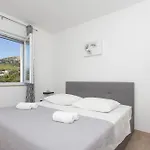 Valley Villa Srinjine